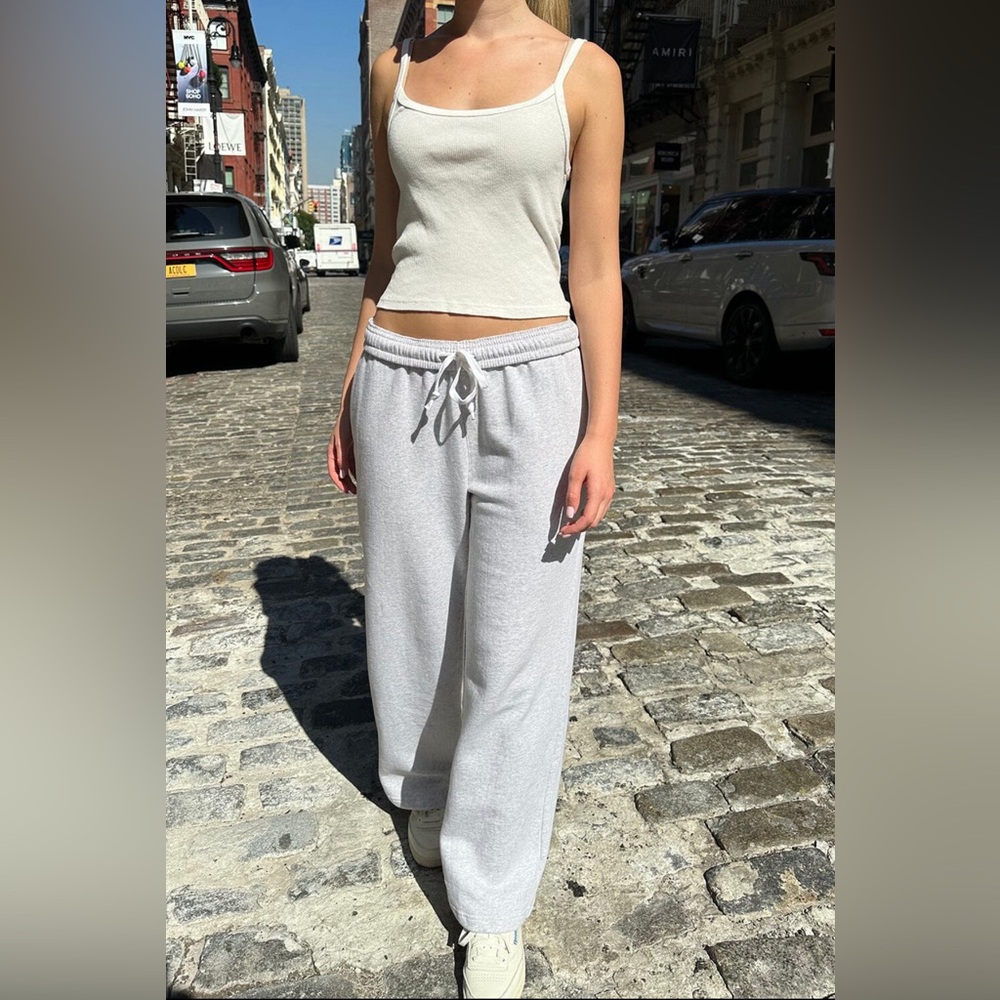 Brandy Melville Anastasia tie sweatpants